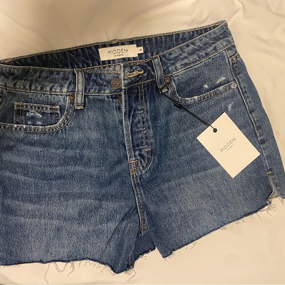 Hidden Denim Cutoff Shorts in Medium Blue